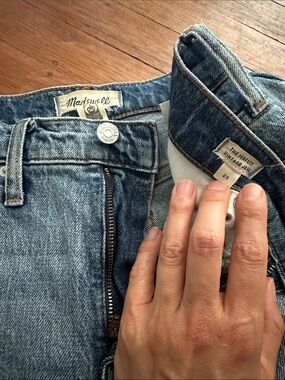Madewell High-Rise Women's Jeans in Light Blue Wash- Perfect Vintage Jean